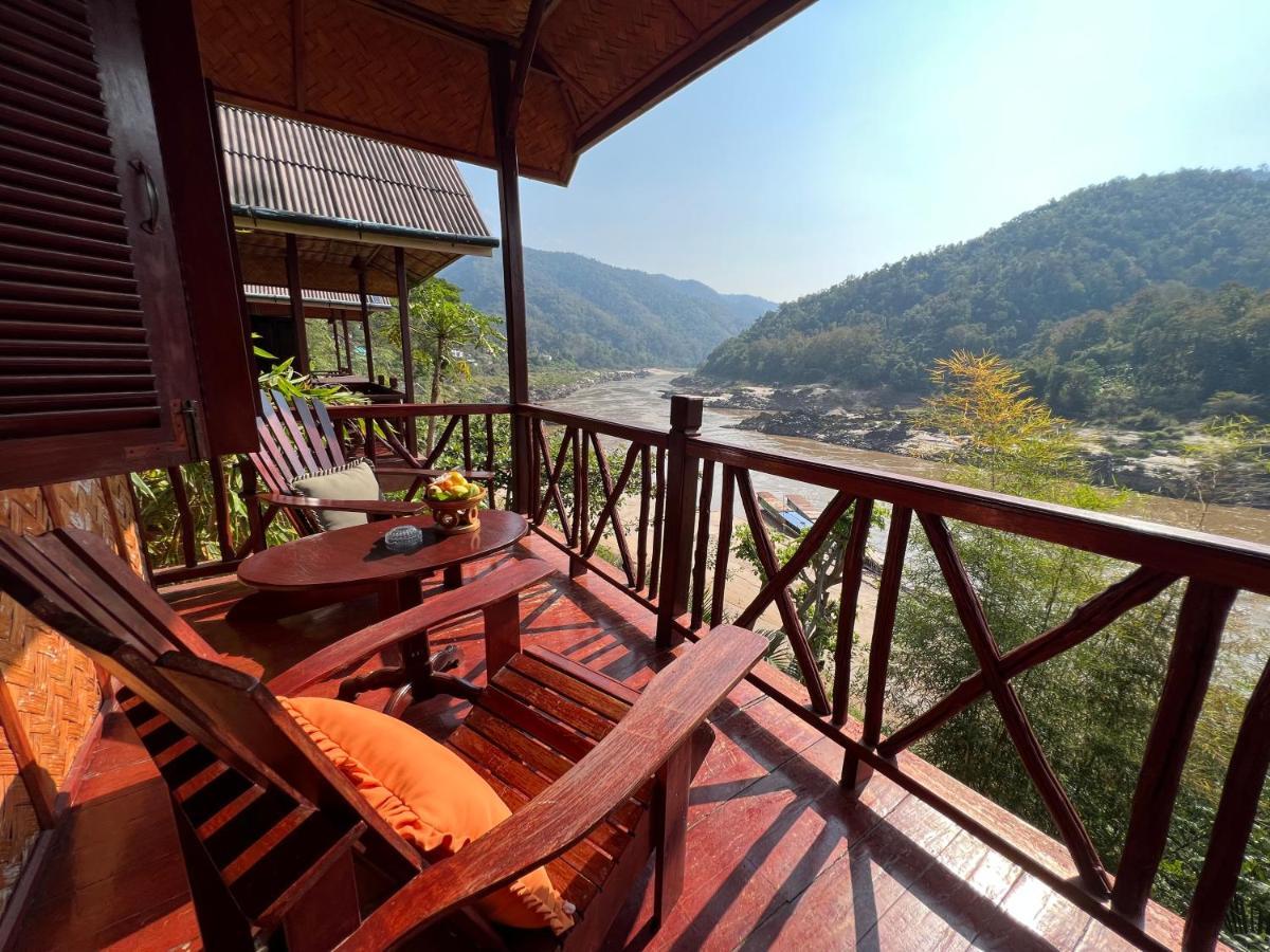 Mekong Riverside Lodge Muang Pakbèng Exterior foto